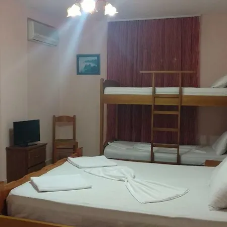 Blendi 12 Hotel 3*